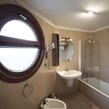 La Polar Otel Gijón