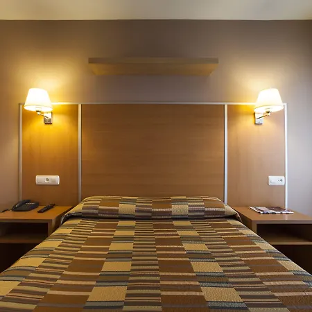 מלון La Polar 2*