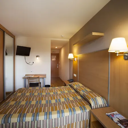 מלון La Polar 2*