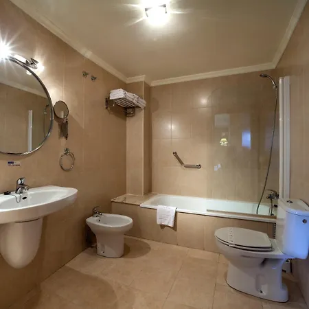 מלון La Polar גיחון