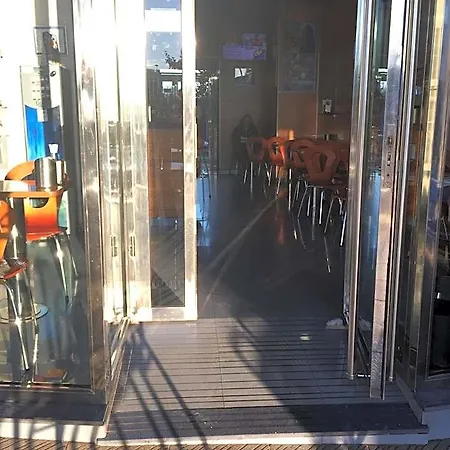 La Polar Ξενοδοχείο 2*